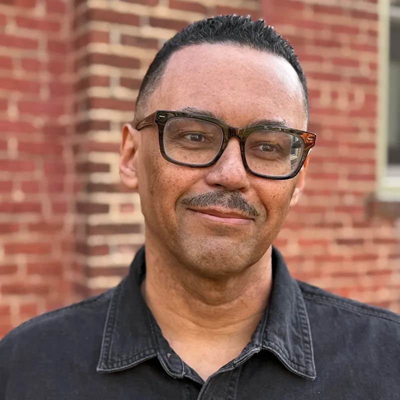 Headshot of Victor LaValle.