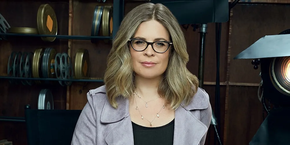Jennifer Lee 