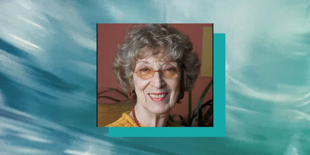 lenore dekoven headshot