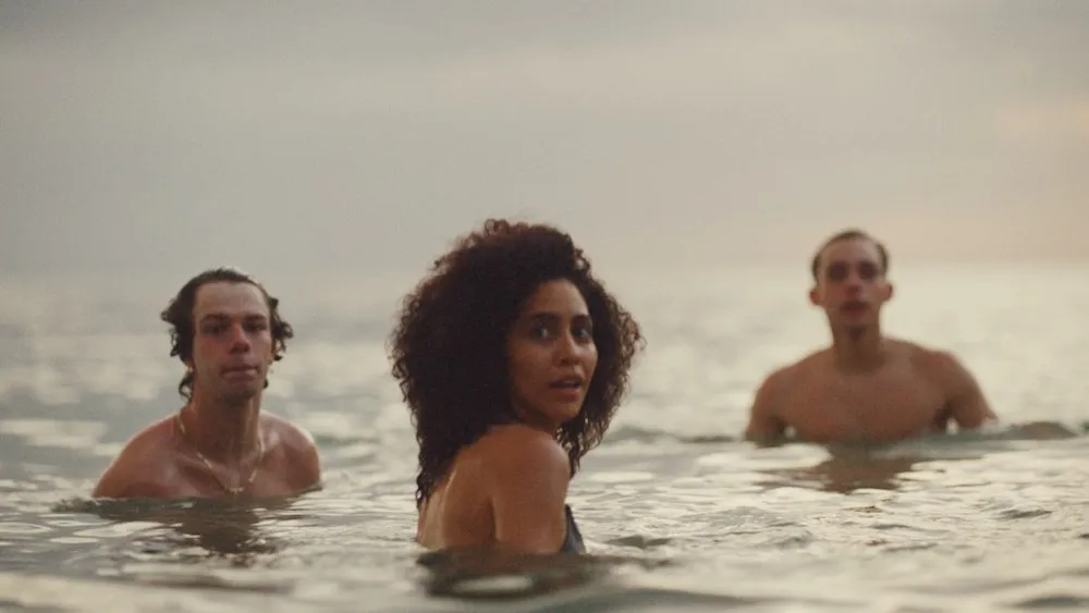 Still from 'Primos'