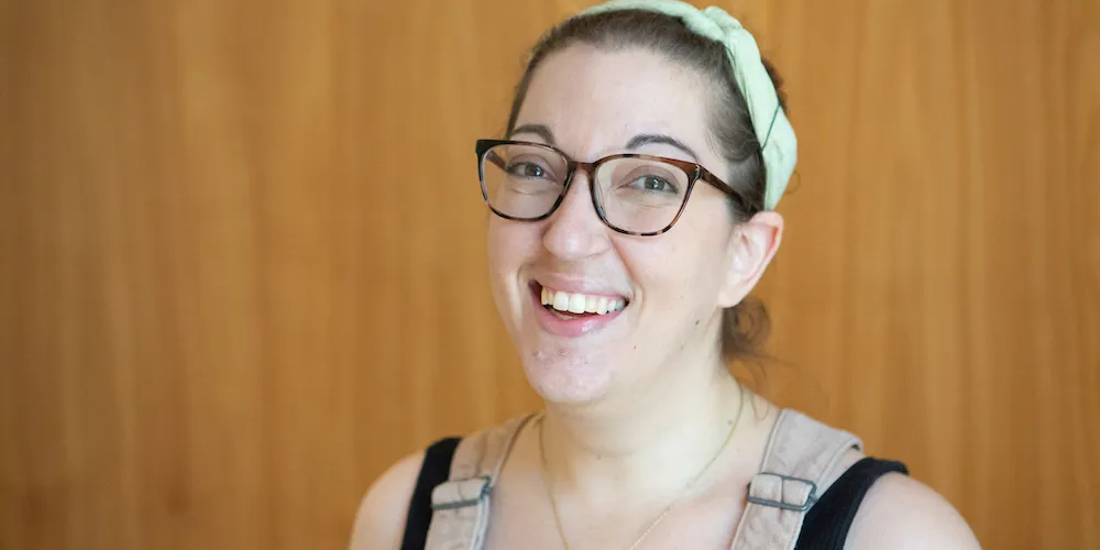 Danielle Feder headshot