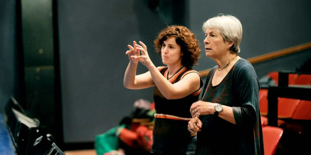 Kristin Linklater working with theatre student