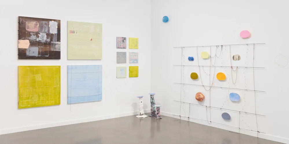 Works by Abby Robinson '22 presented by Tilton Gallery. Photography credit Pierre Le Hors. Courtesy the artist and Tilton Gallery, New York