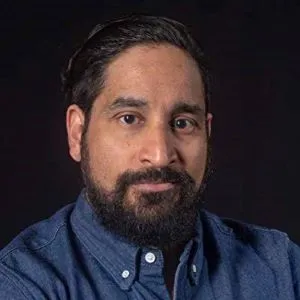 Farooq Ahmed headshot