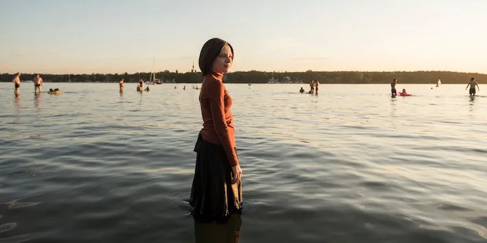 Still from Unorthodox, by undergraduate alumna Anna Winger '93