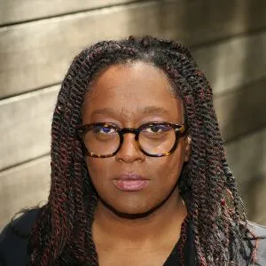 Daaimah Mubashshir headshot