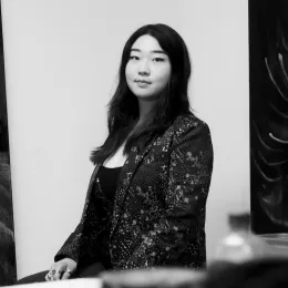 Va Hs JEANNIERHYU Headshot Cropped.jpg