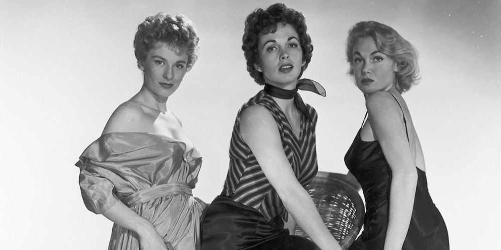 women starlets from Kiss Me Deadly film