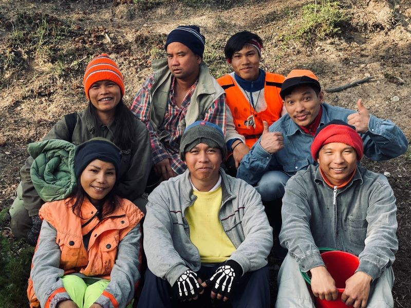  The cast: (from the left, top to bottom) Rewadee Jakobsson, Wutikorn Premjai, Rachanon Chaisang, Nutchanat Jonsson, Nattapong Tongkongnam, Sutthipong Tongkongnam, Nutthakorn Singlong