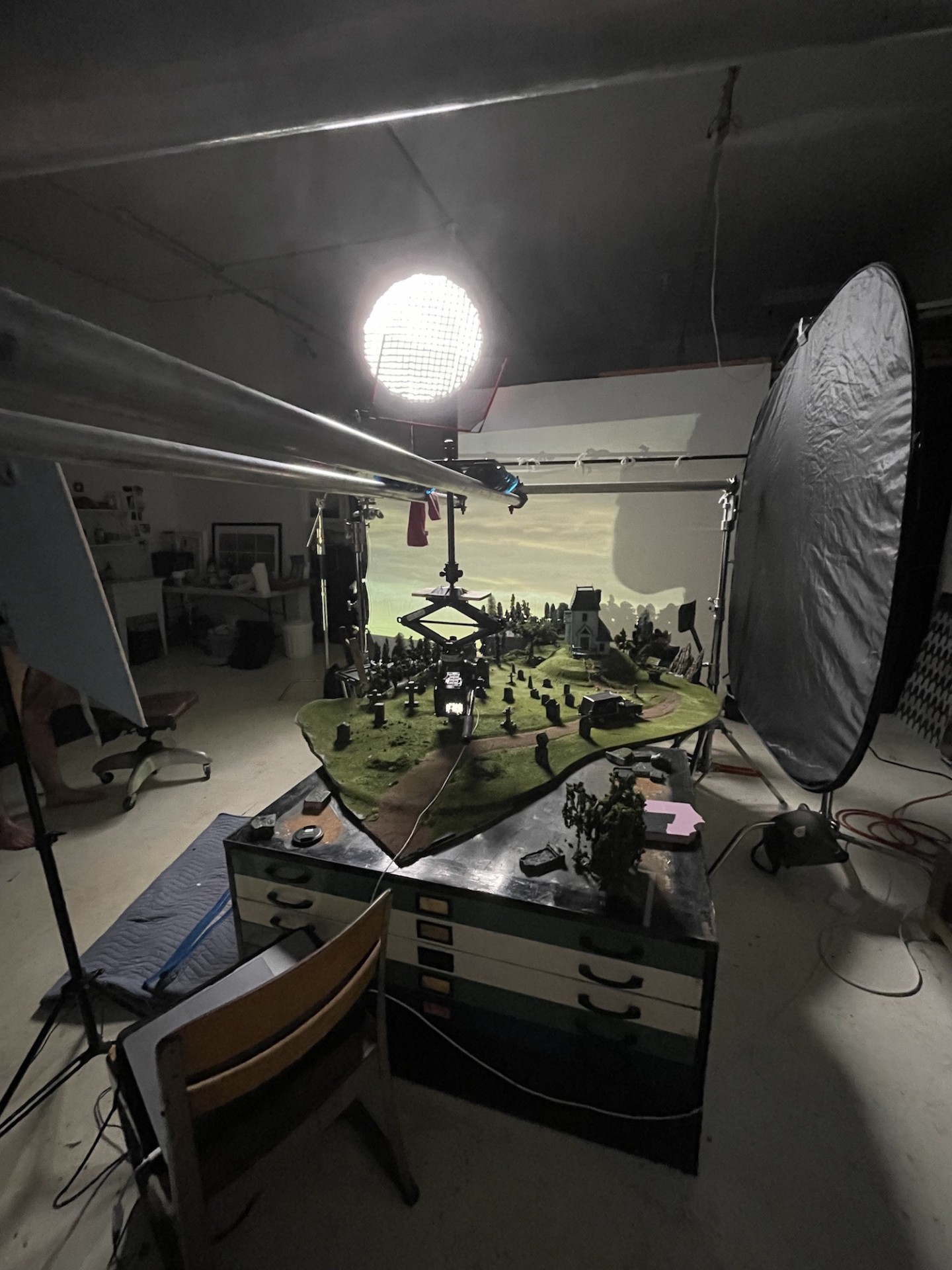 miniature set with lighting and film apparatus